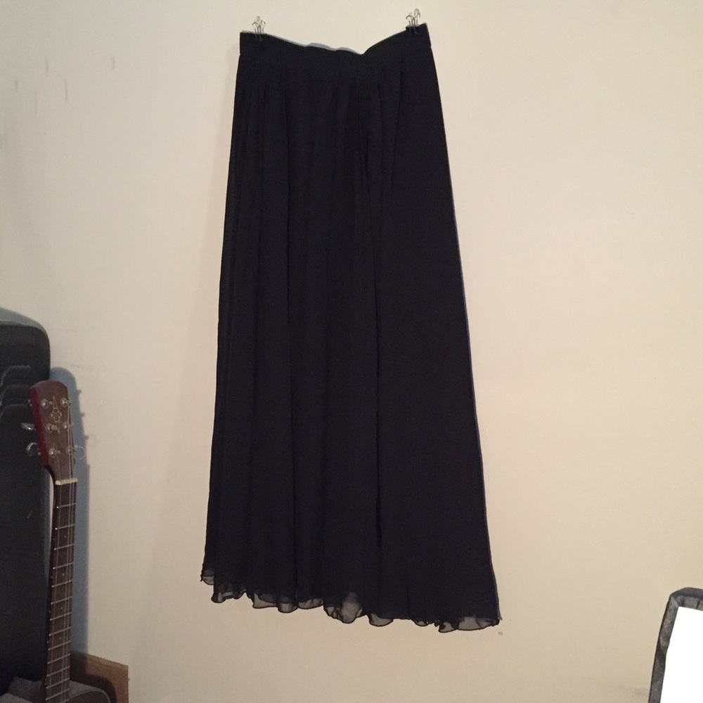 Small Uniqlo High waist black skirt