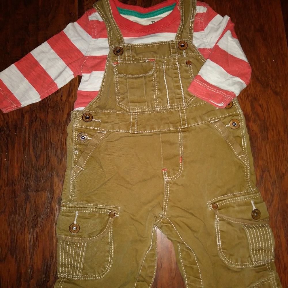 Two piece OshKosh set