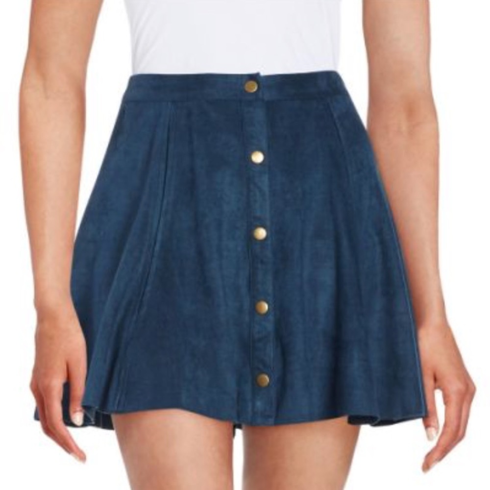 ❌Sold❌Design Lab [L&T]Snap Button Faux Suede Skirt - Picture 2 of 5