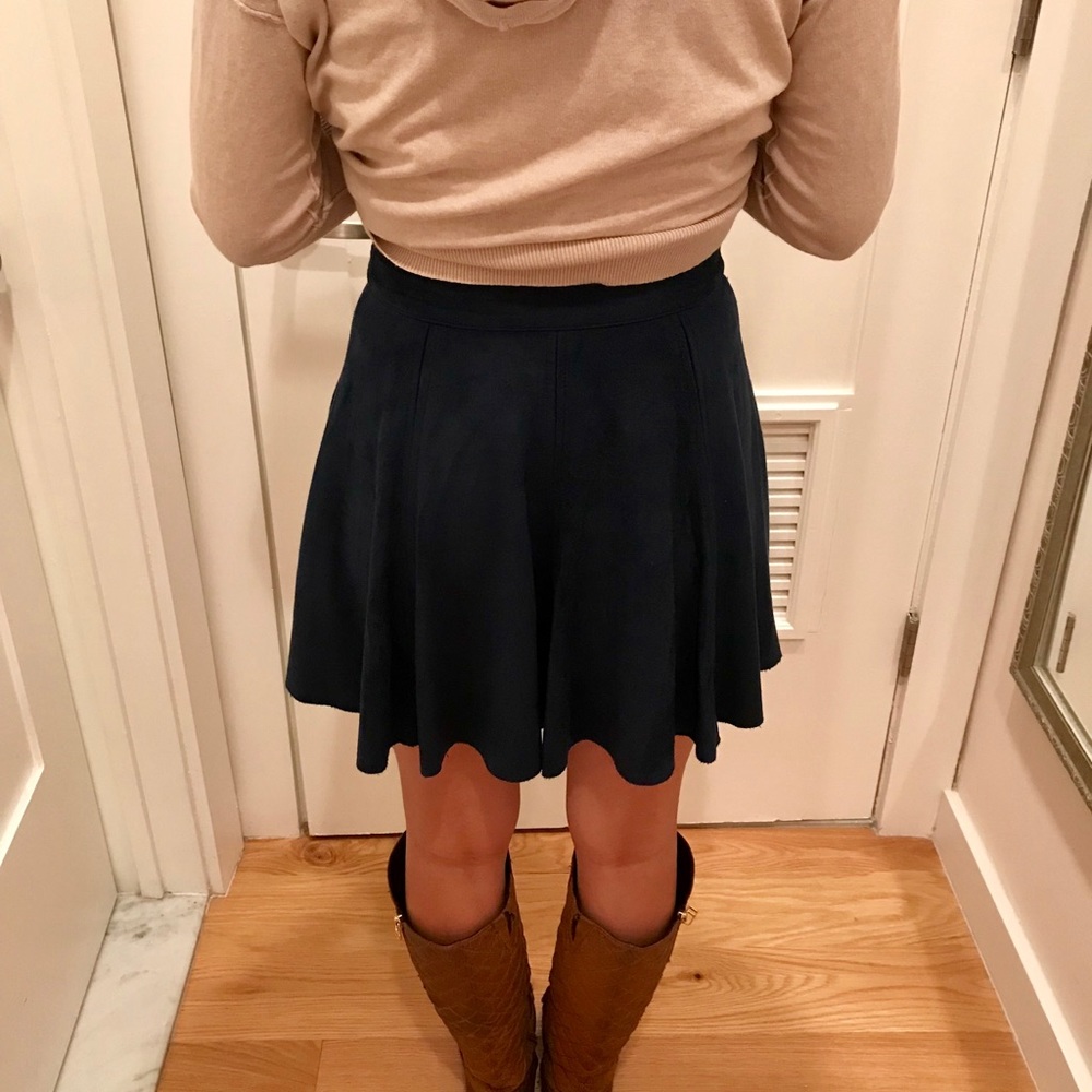 ❌Sold❌Design Lab [L&T]Snap Button Faux Suede Skirt - Picture 5 of 5