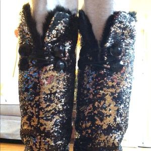 Women’s Fur-lined tall sequined black boots size 8