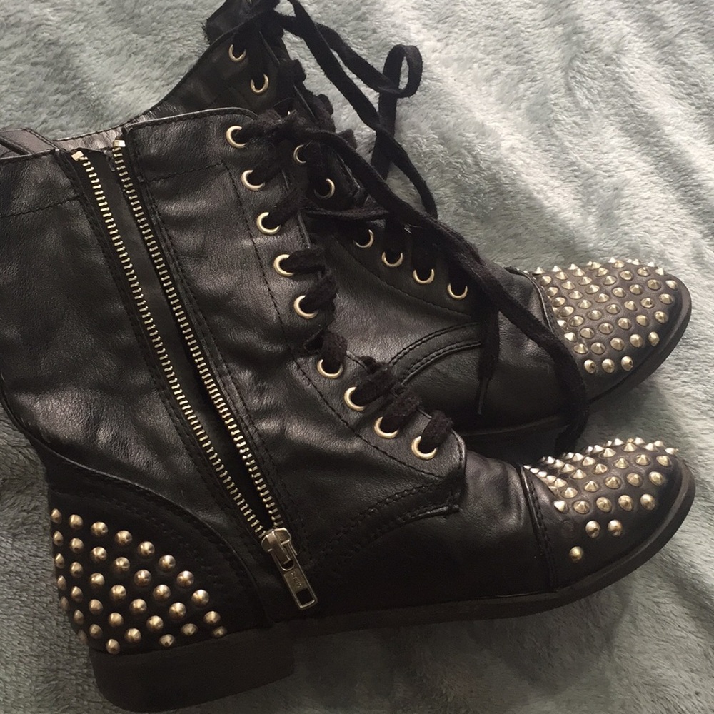 Steve Madden mock boots