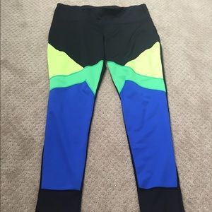 Xersion Color Block Leggings with Mesh Calves
