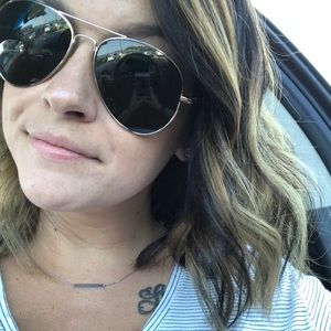 Meet your Posher, Heather