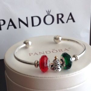 pandora festive tree charm