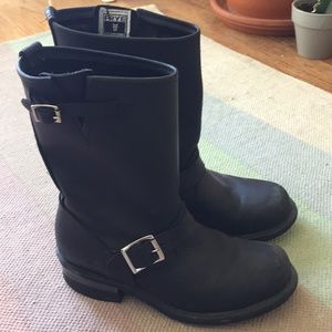 Women's Engineer 12R Frye Boots