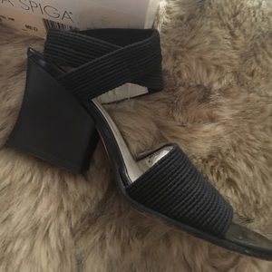 Via Spiga -Molly Black sandal