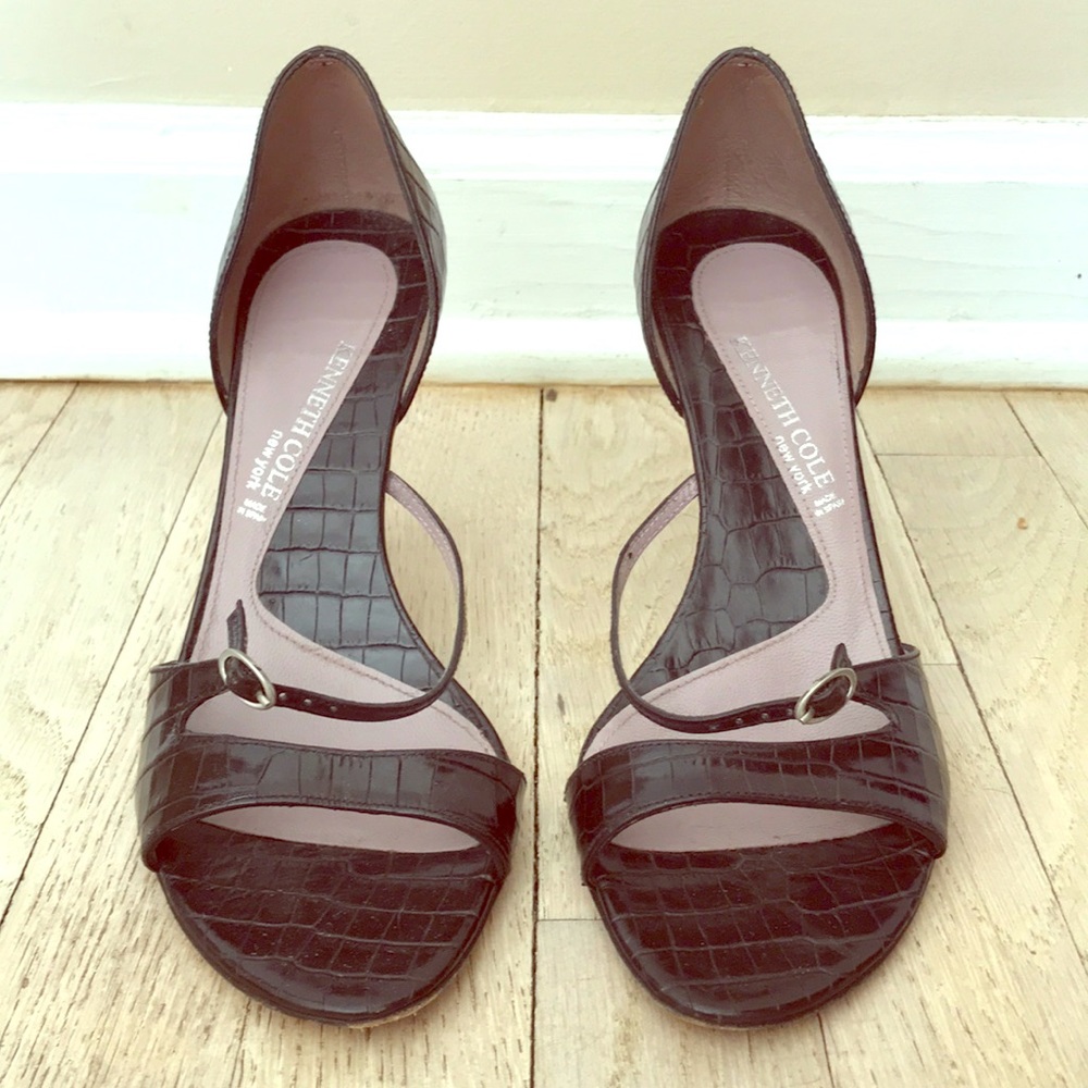 Black Kenneth Cole Pump