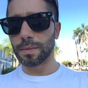 Meet your Posher, Dimi