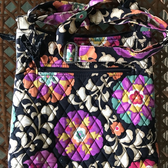 Vera Bradley Handbags - Vera Bradley shoulder bag