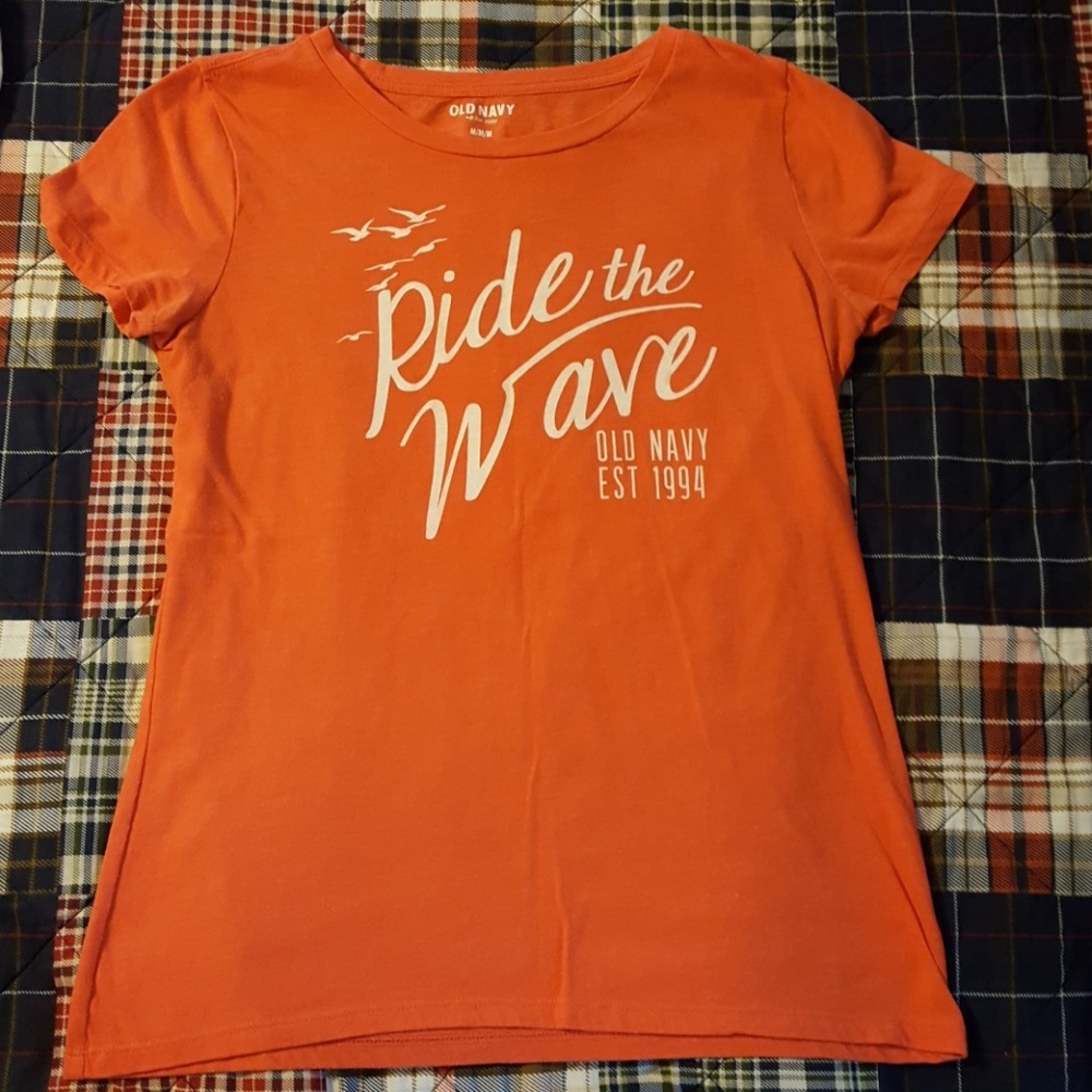 Old Navy T Shirt