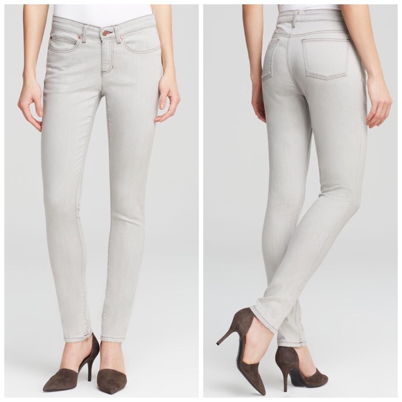 Eileen Fisher Denim - EILEEN FISHER SUNBLEACHED GREY SKINNY JEANS 12 P