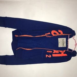 Boys Abercrombie Sweater with Hoodie Size Large