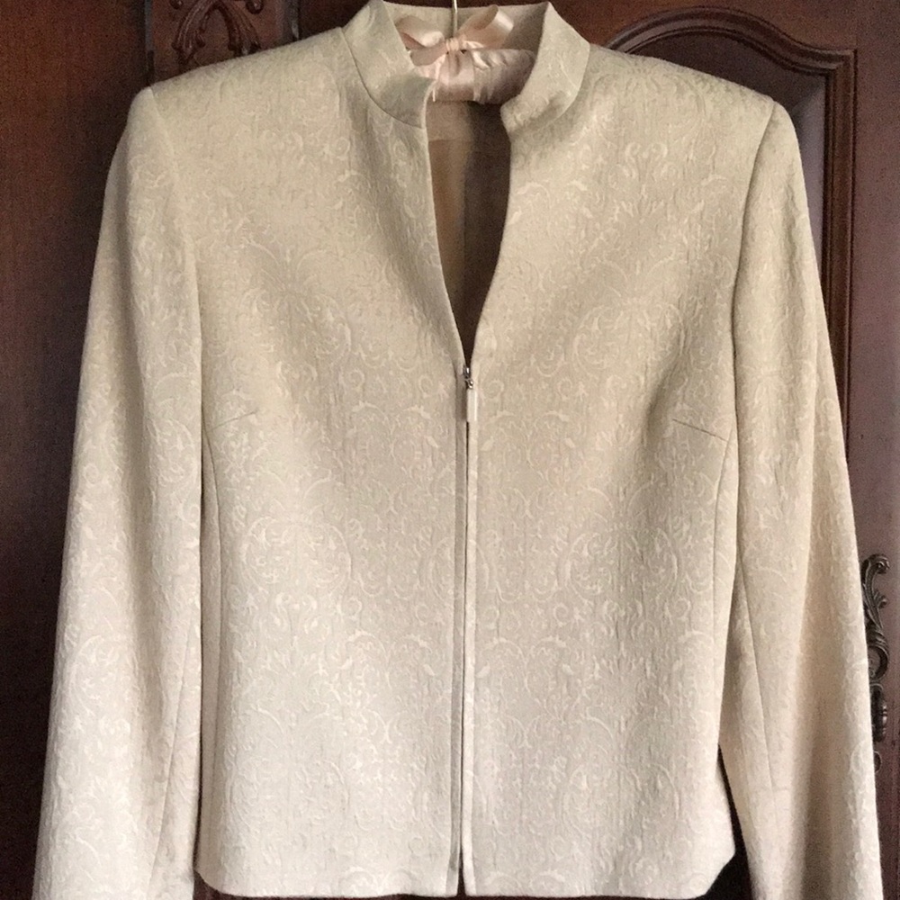 Cream and gold 2 piece skirt suit