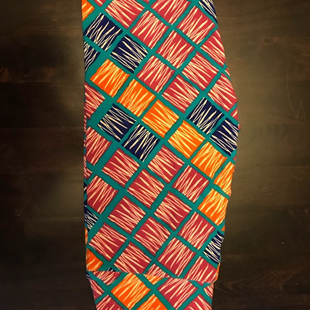 NWOT OS Lularoe Leggings