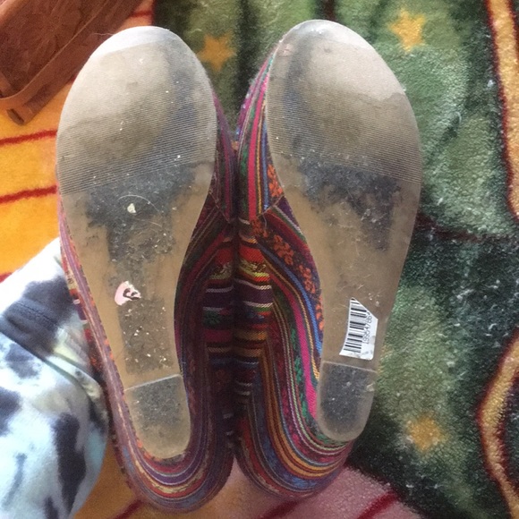 Madden Girl serape wedges - Picture 2 of 4
