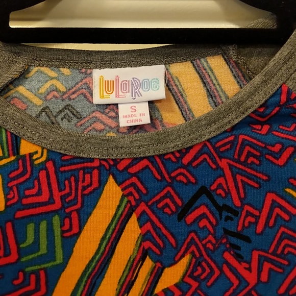 🆕 LuLaRoe Randy T - Picture 4 of 4