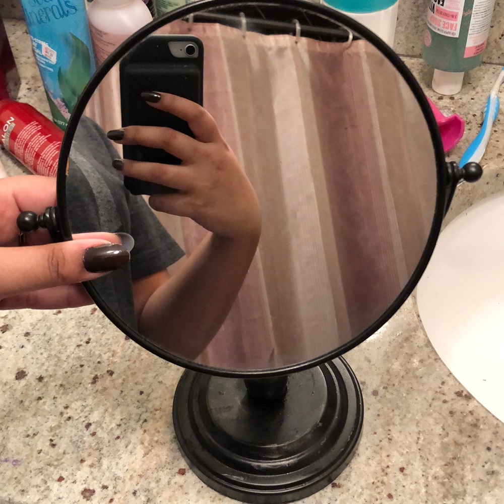 makeup mirror! a little bigger than precious post!