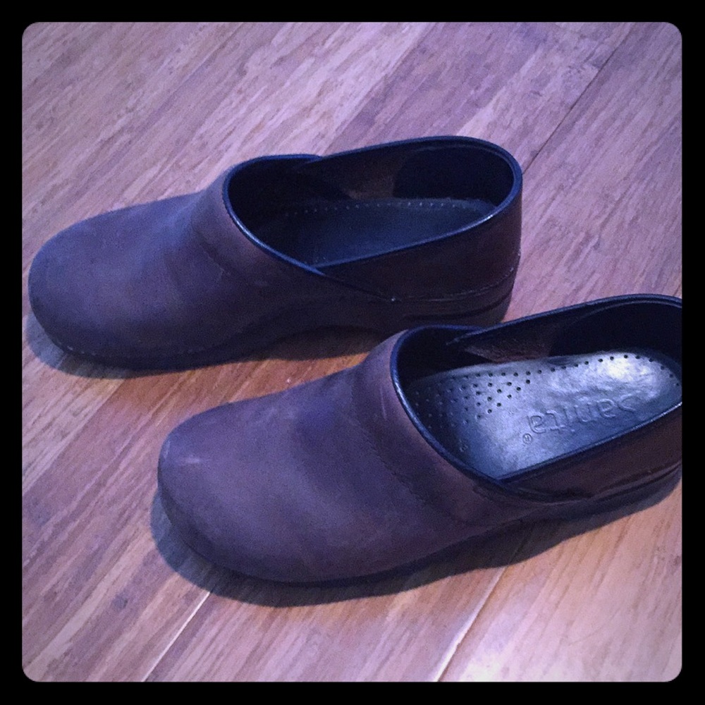 Sanita Clogs