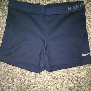 Like New Nike Pro (NAVY)