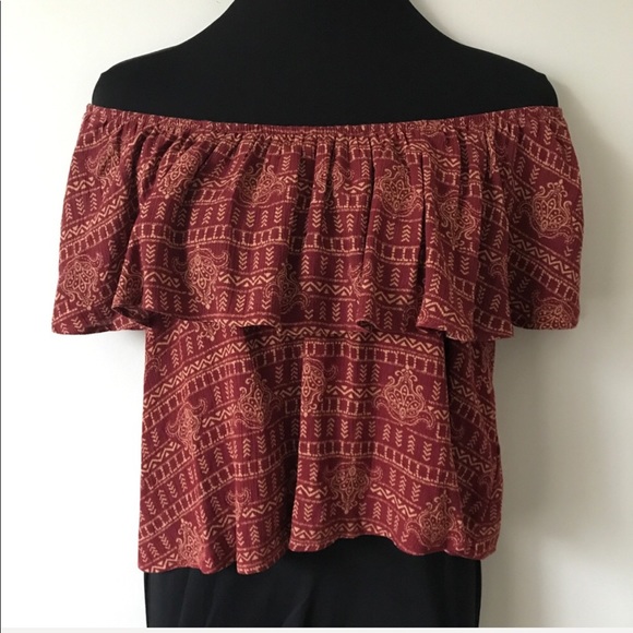 🚫SOLD🚫 Boho off the shoulder ruffle crop top - Picture 1 of 8