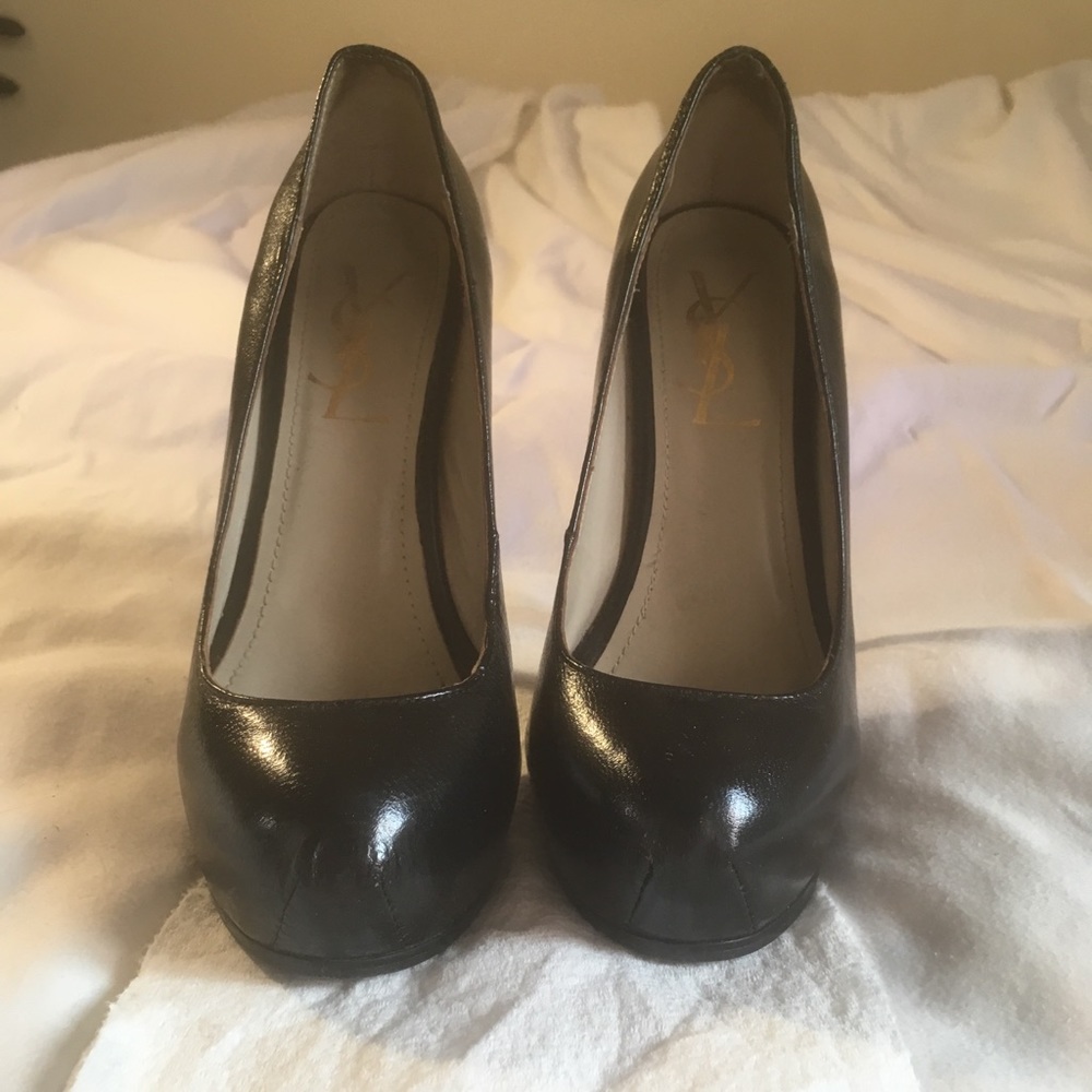 *SOLD* YSL Black Stilettos Size 6
