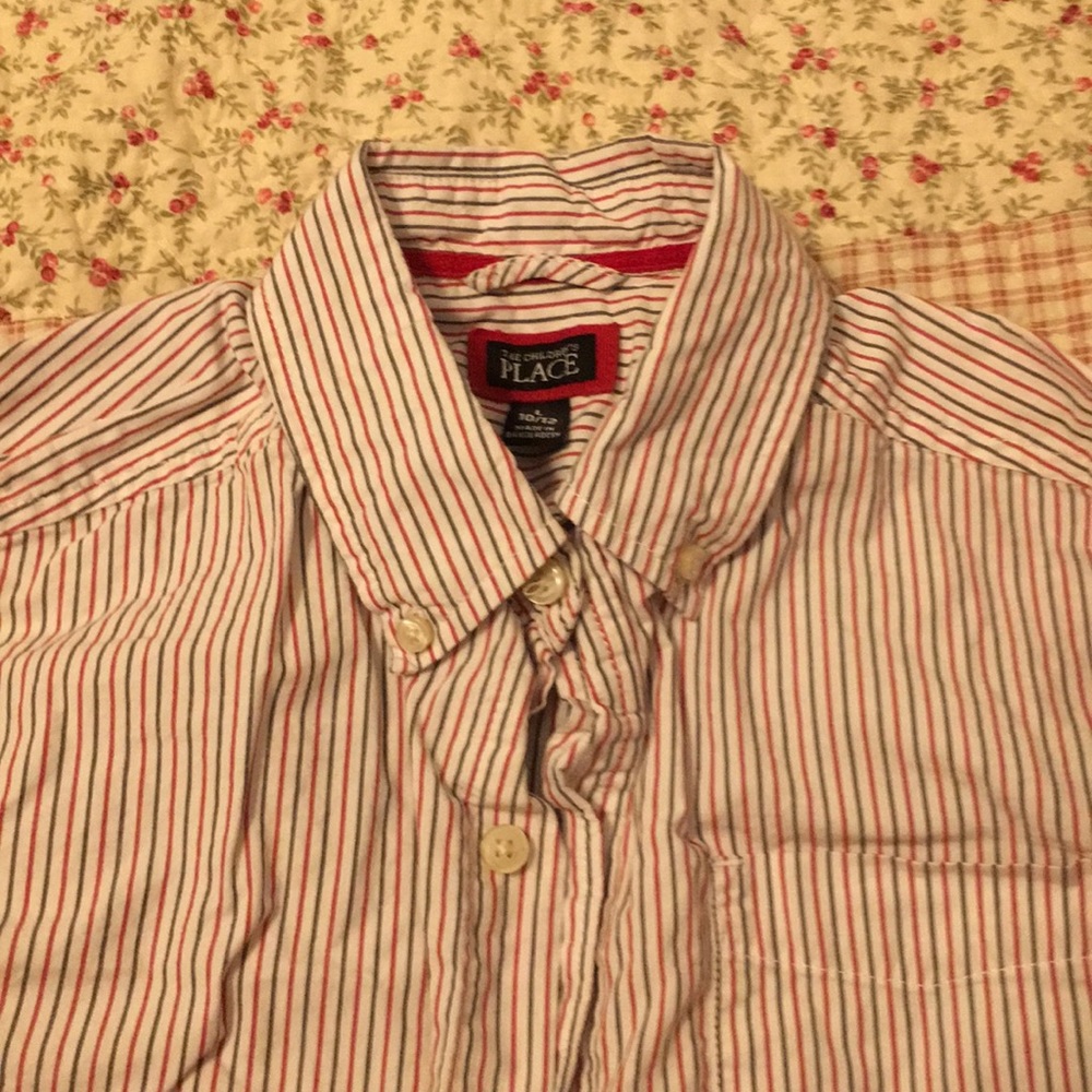 The Children’s Place boys button down shirt 10/12