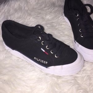 Tommy Hilfiger Shoe