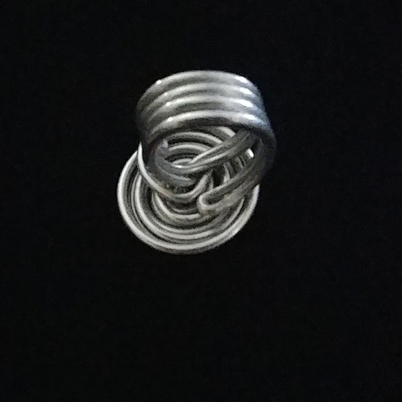 🍥Funky Metal Spiral Ring🍥 - Picture 3 of 4