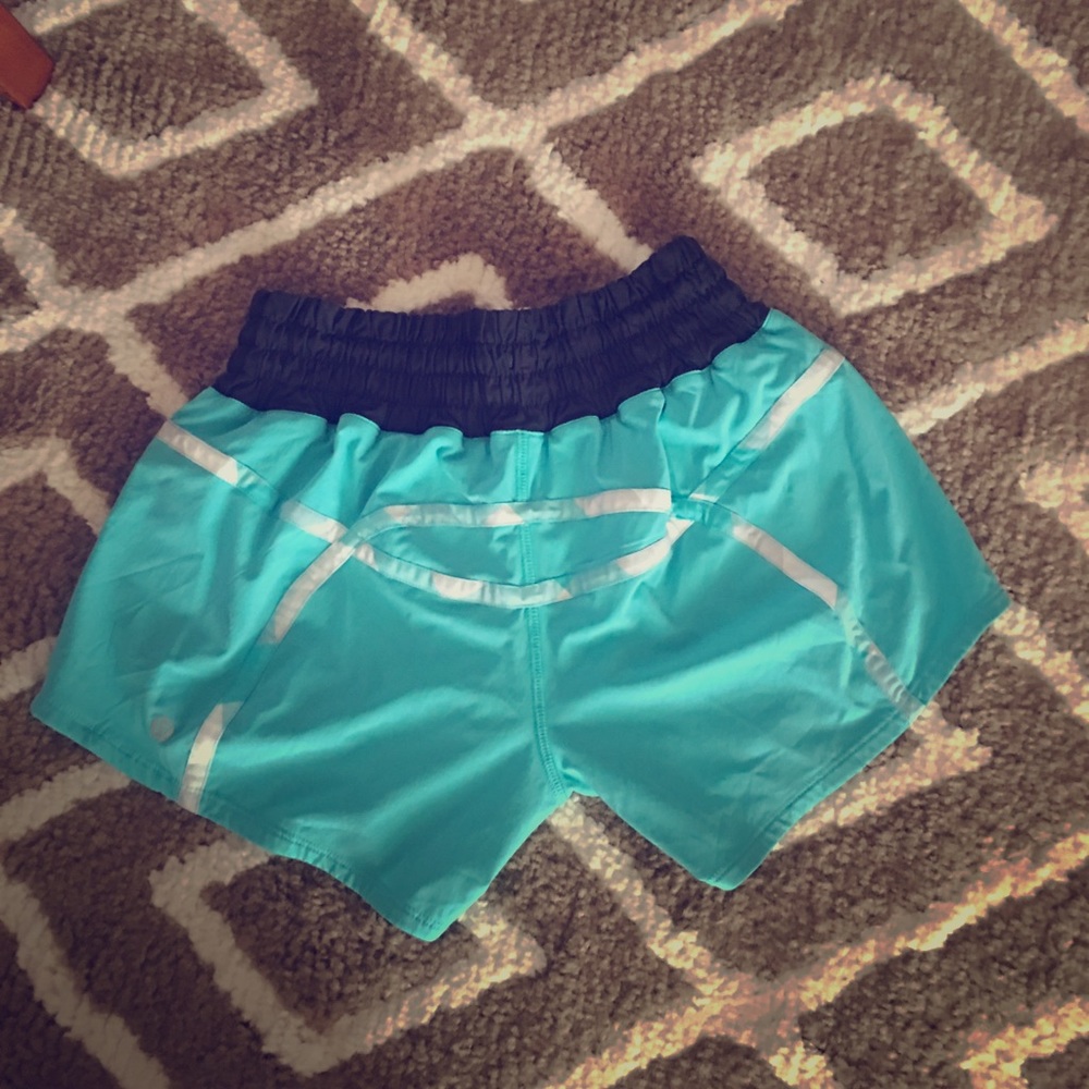 Lululemon running wet dry shorts