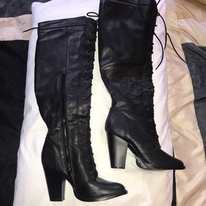 Women Size 6 Color Black Knee High Leather Boots