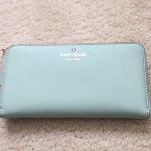 Kate Spade wallet - GREAT GIFT