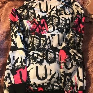 Under armour zip up hoodie 🖤💕