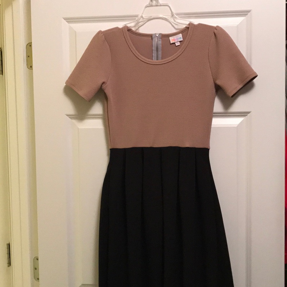 🆕 LuLaRoe Amelia dress!