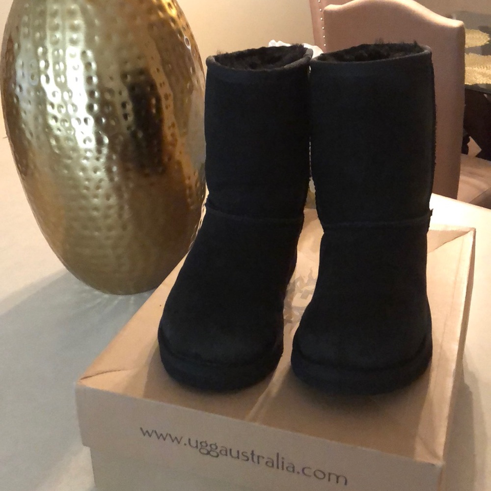 Black Kids Uggs