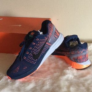 Men’s Nike size 10