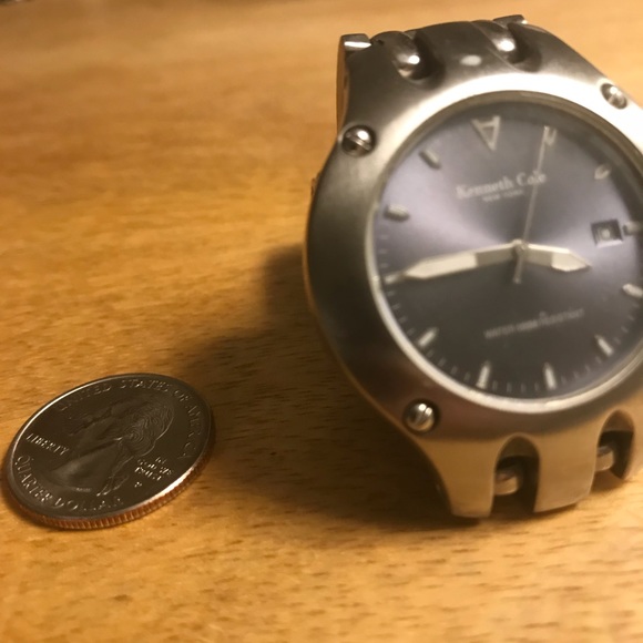 Kenneth Cole Watch - Picture 3 of 3