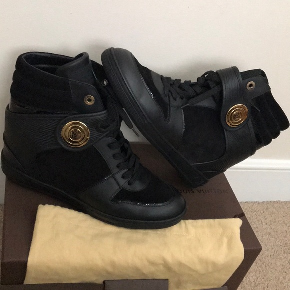 Louis Vuitton shoes - Picture 2 of 4