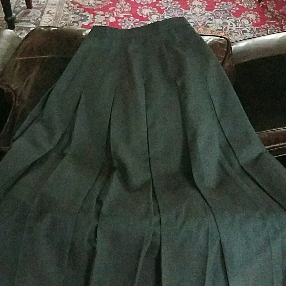 skirt