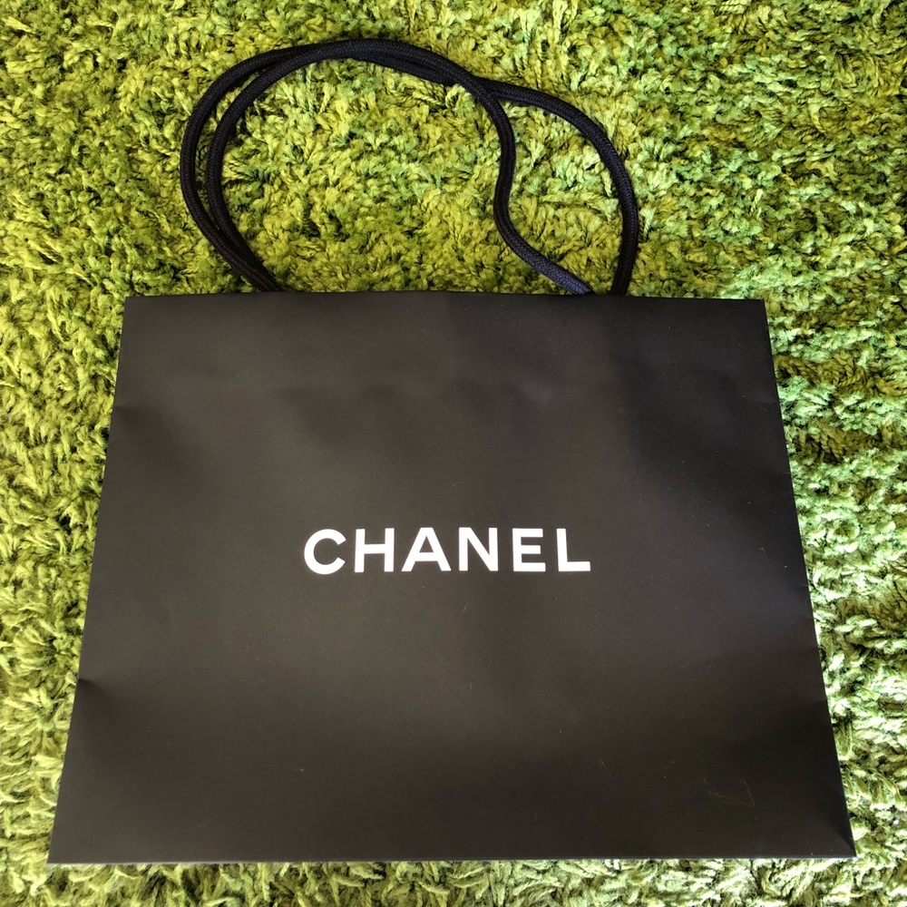 CHANEL shopping bag (medium)