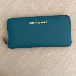 Michael Kors wallet
