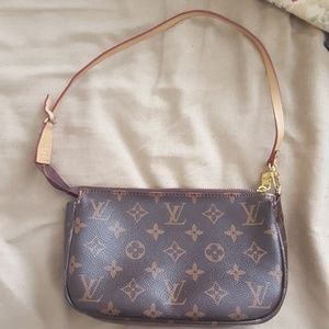 Authentic Louis Vuitton purse