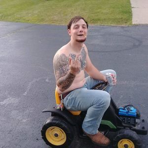 Meet your Posher, Mitchell