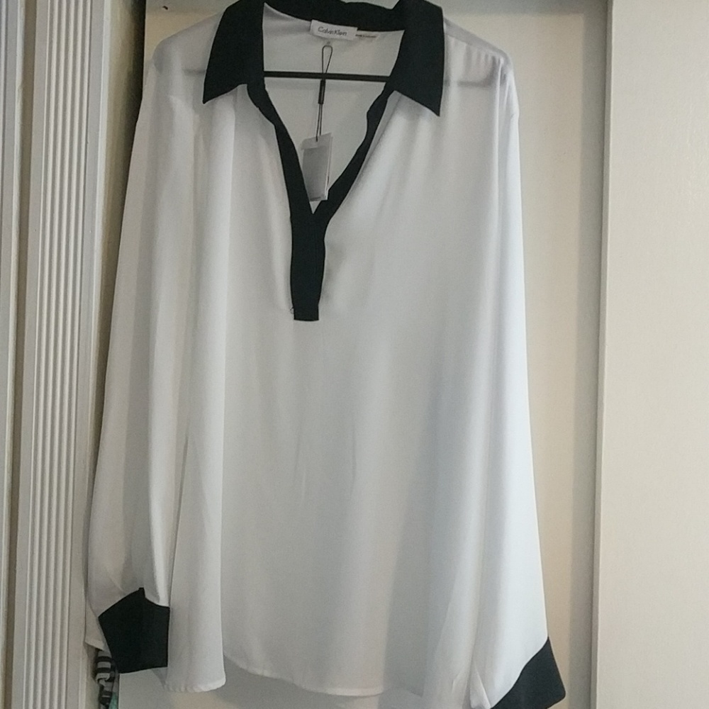 Calvin Klein NWT Collared Blouse Black/White 3X