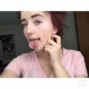 Meet your Posher, Paige