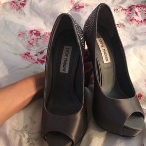 Steve Madden pumps