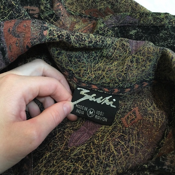 Vintage 80's Chinese-inspired Crop Top - Picture 8 of 8