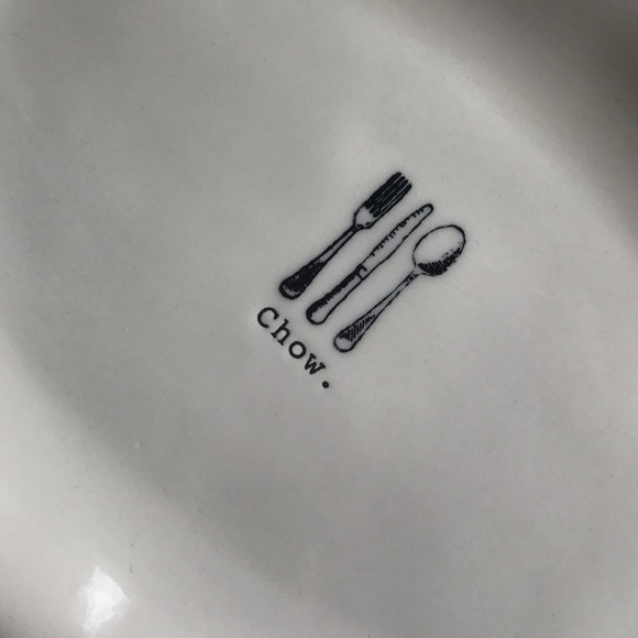 ❌SOLD ❌Rae Dunn By Magenta Icon Oval Plates -Set - Picture 6 of 7