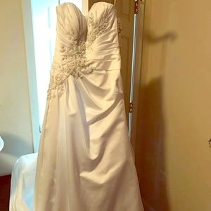 Wedding dress