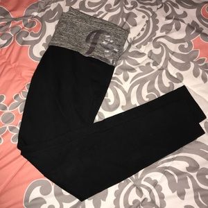 Victoria’s Secret gray and black leggings